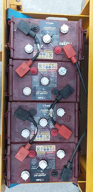 PLATAFORMA TESOURA COMPACT 14  a venda